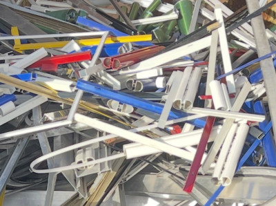 Bild Aluminium Profil lackiert